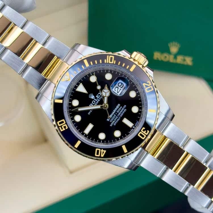 Rolex Submariner Date 126613LN Silver dial two tone — front dial view