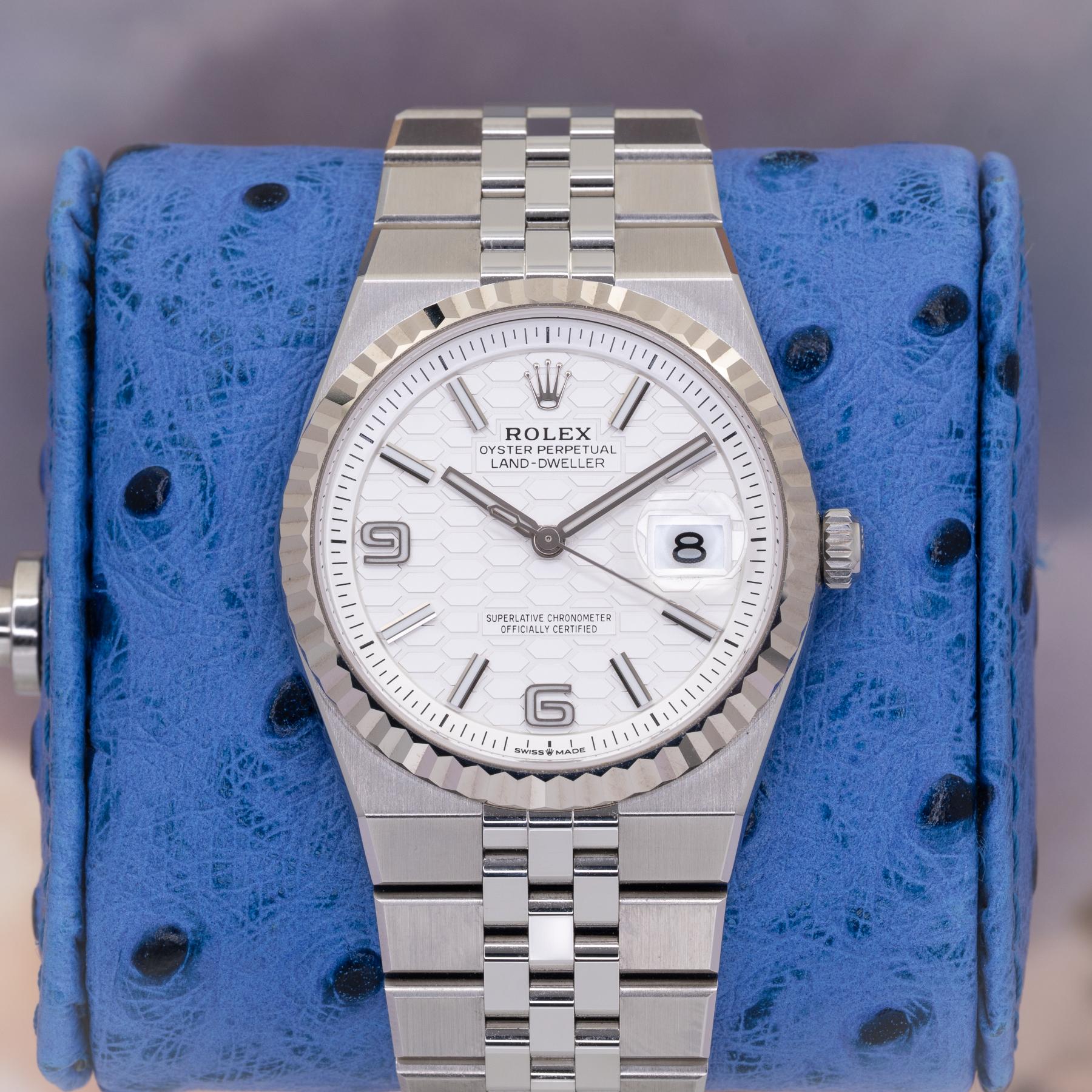 Rolex Land-Dweller 127234 White dial white gold — front dial view